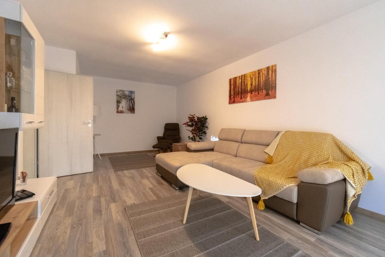 Transylvanian Apt. w/ lrg. terrace&parking - KarpatenHaus Brașov Exterior foto