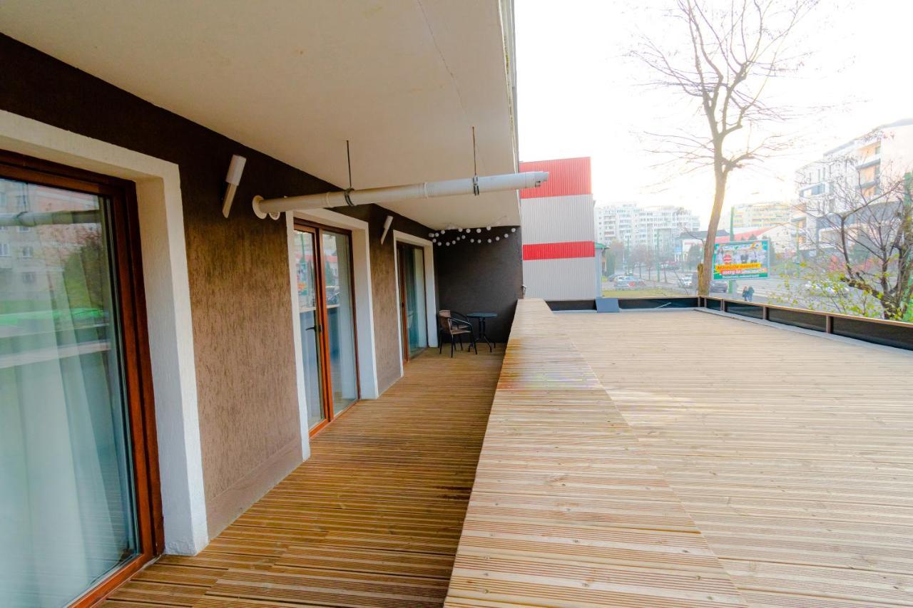 Transylvanian Apt. w/ lrg. terrace&parking - KarpatenHaus Brașov Exterior foto